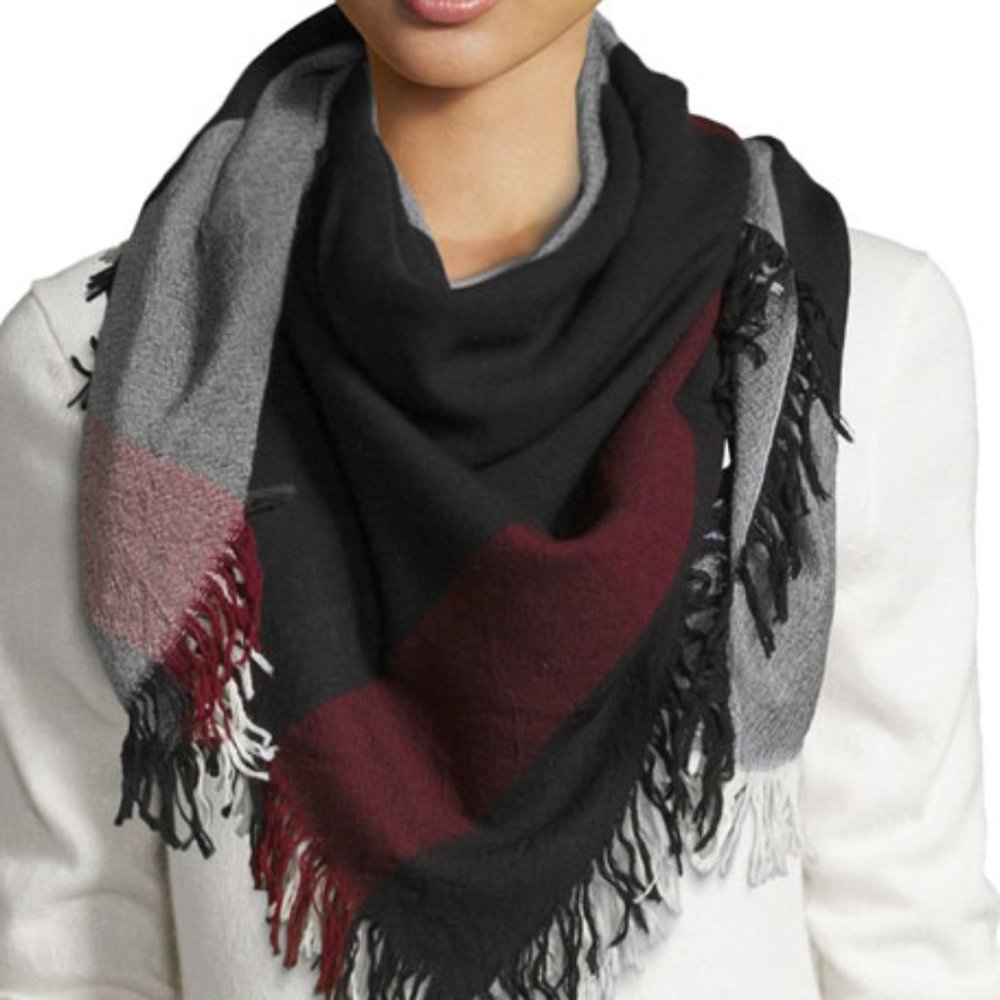 Like New Burberry Scarf/Wrap